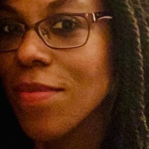 Meet your Posher, Eve